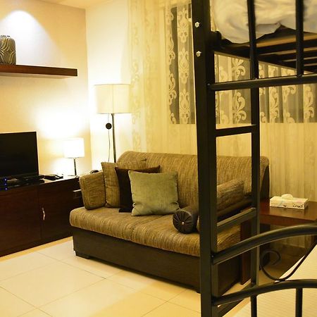 Nadine Hotel Suites Amman Buitenkant foto