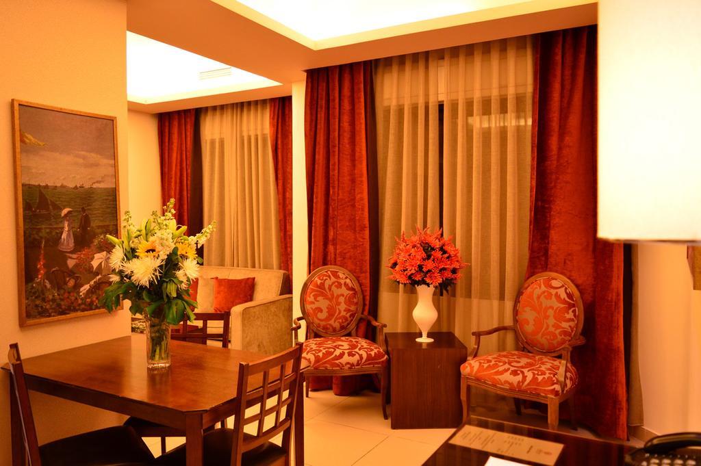 Nadine Hotel Suites Amman Buitenkant foto