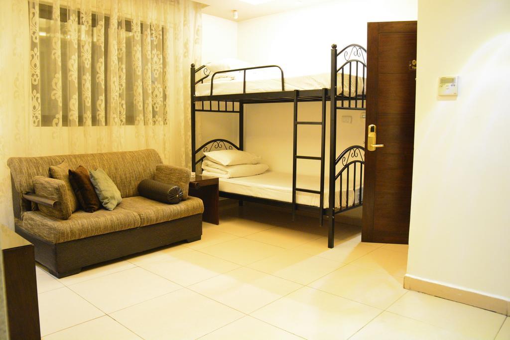 Nadine Hotel Suites Amman Buitenkant foto