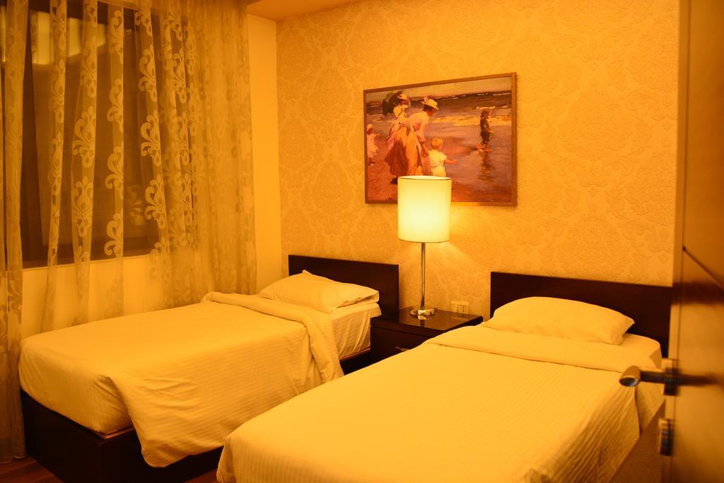 Nadine Hotel Suites Amman Buitenkant foto