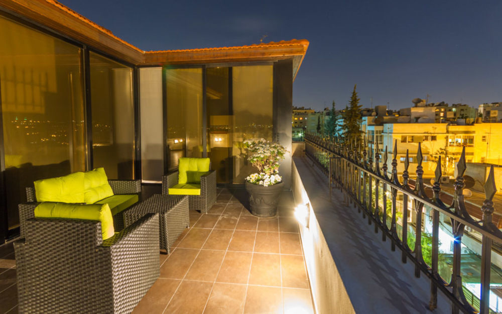 Nadine Hotel Suites Amman Buitenkant foto