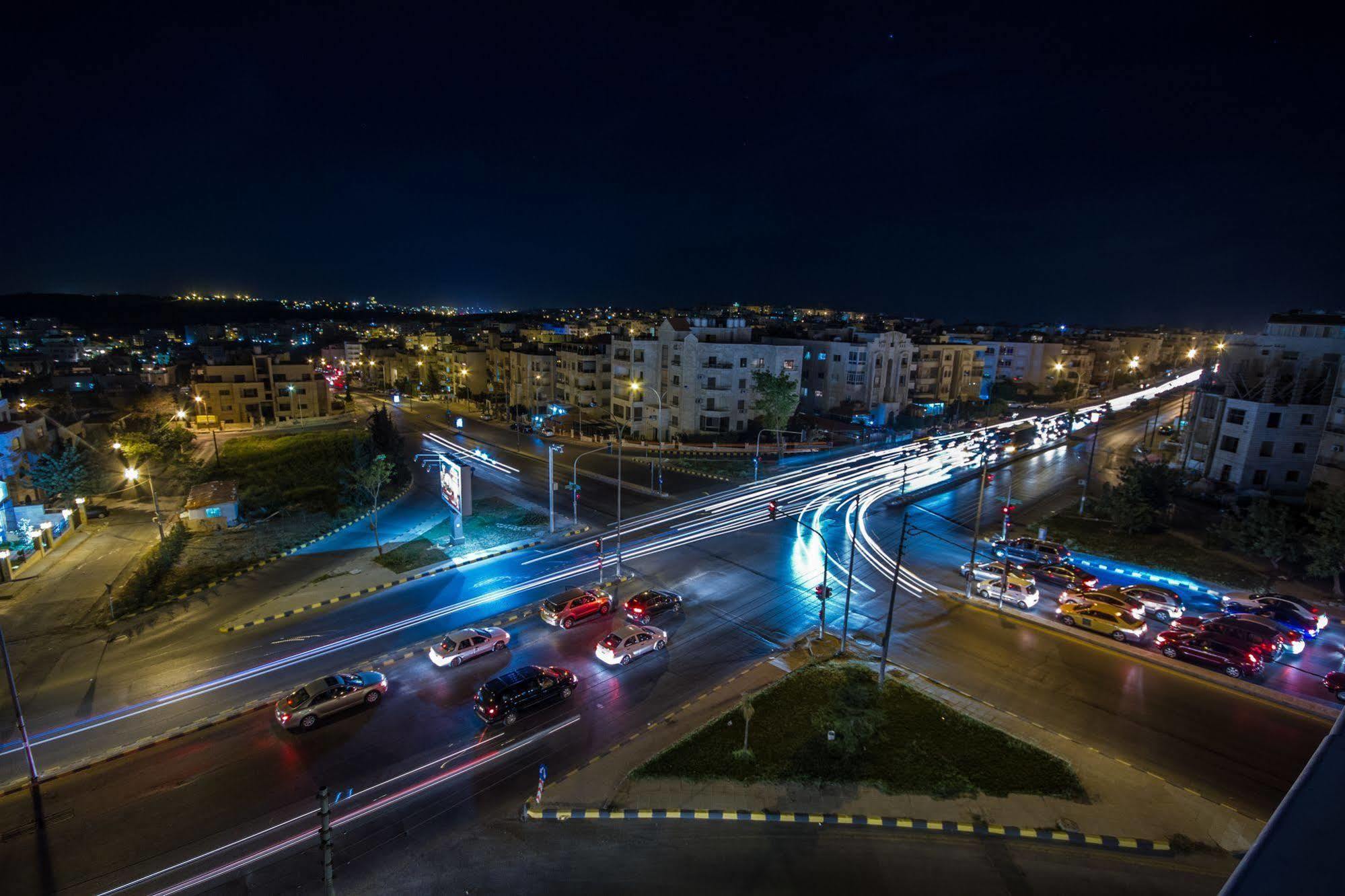 Nadine Hotel Suites Amman Buitenkant foto