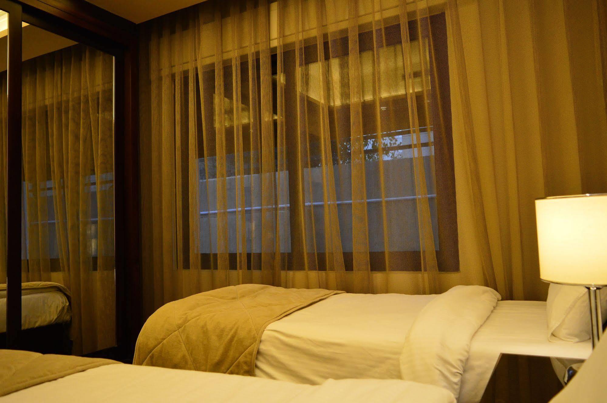 Nadine Hotel Suites Amman Buitenkant foto